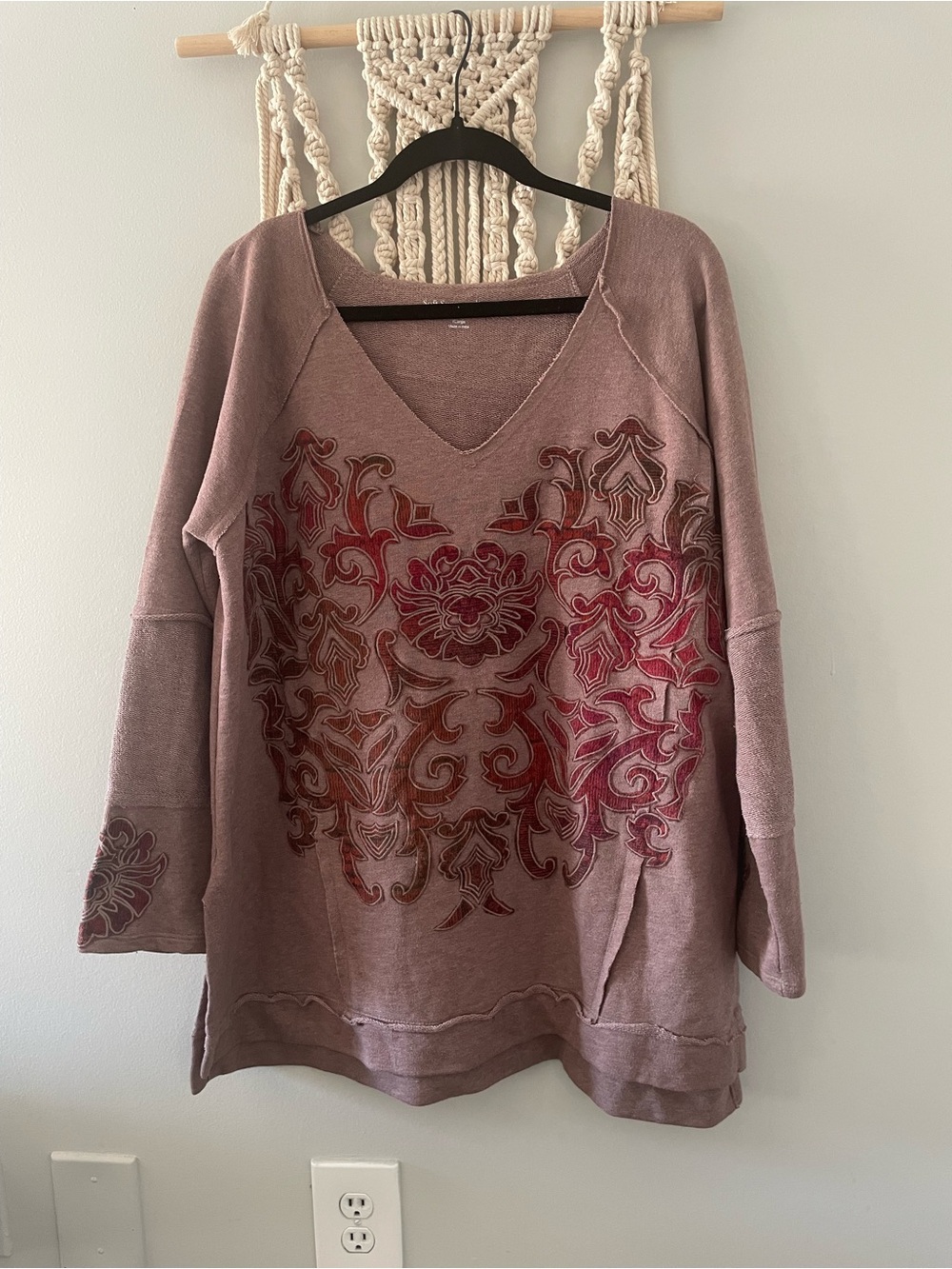 Soft Surroundings Dusty Rose V-Neck Embroidered Sweater